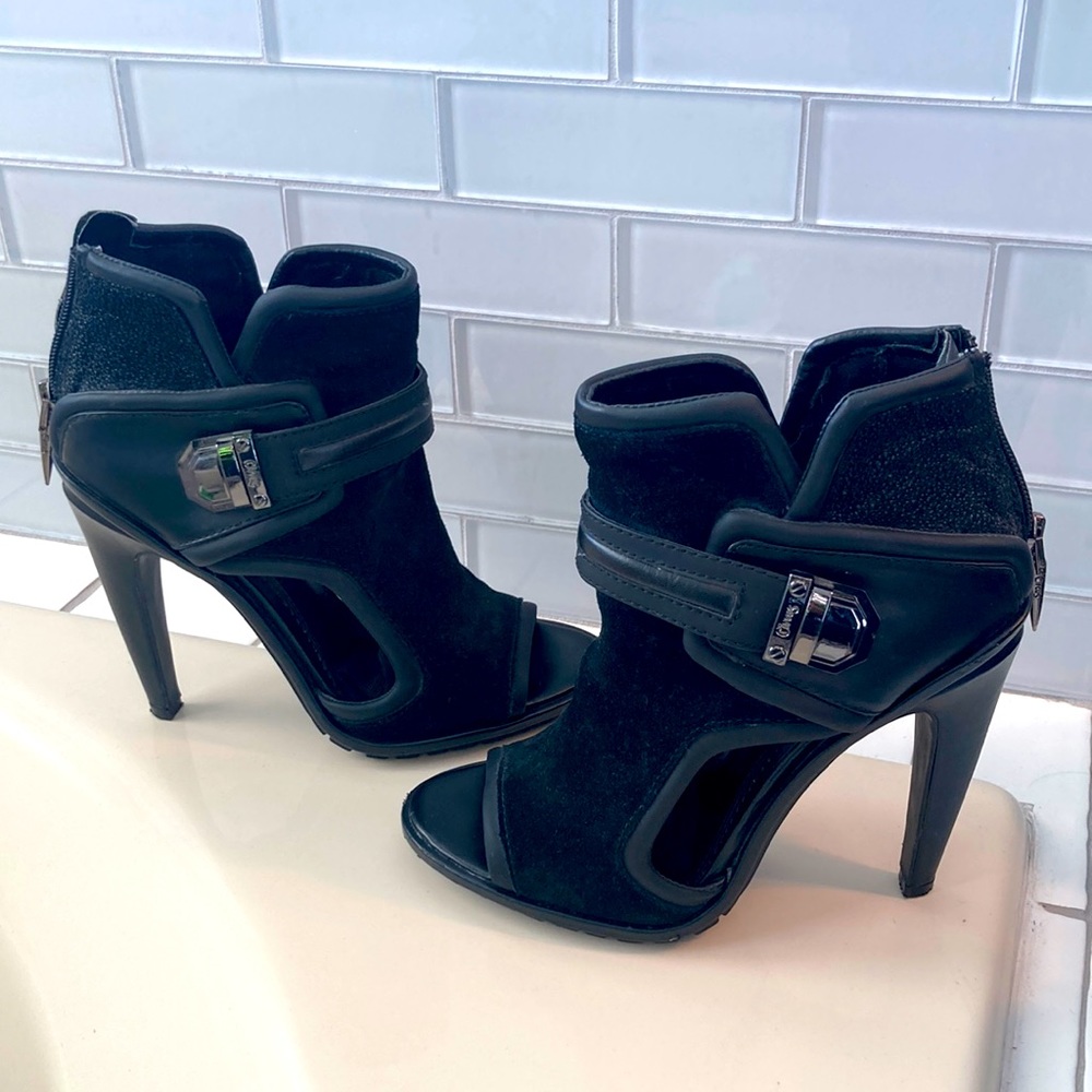 Amazing heels